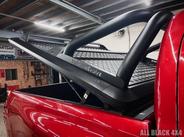 【特惠中】UPSTONE STAINLESS黑色防滾架 HILUX 2005-15 / AMAROK 3