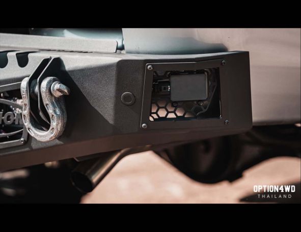 OPTION 後保桿 Sporty HILUX 5